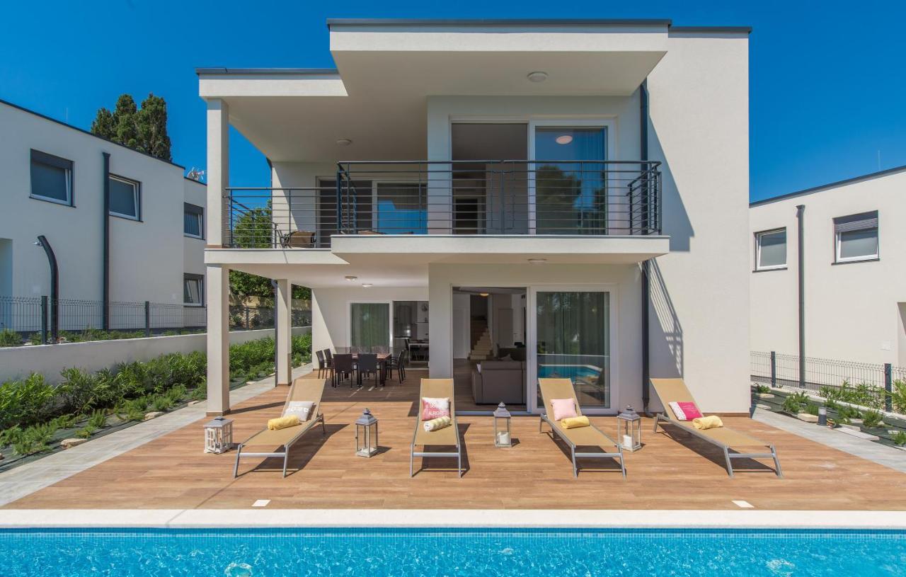 Vila Paliska Pula Ngoại thất bức ảnh