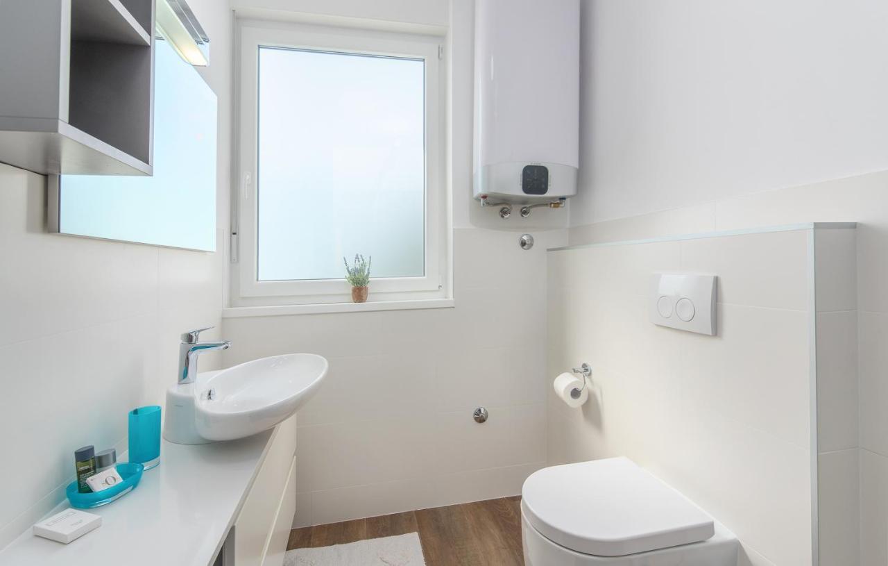 Vila Paliska Pula Ngoại thất bức ảnh